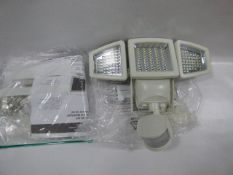 *ILLUMINATOR MOTION LIGHT