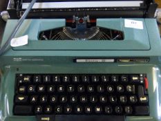 Electra 2 Portable Typewriter