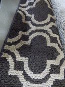 *ACCENTS FLOOR RUNNER