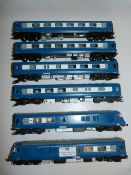 Bachmann Midland Pullman Passenger Train With Four Passenger Carriages with DCC Onboard