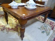 Mahogany Dining Table with Carved Baluster Legs