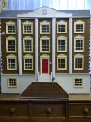 1:12 Scale Dolls House in the Form of a Georgian Town House 