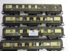 Four Hornby Pullman Coaches