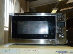 700w Domestic Microwave Oven with Digital Display