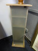 Single Glass Door Cabinet