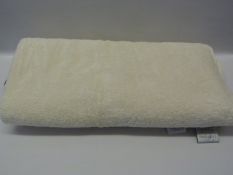 *CHARISMA CREAM BATH SHEET