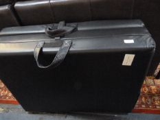 *STOWAWAY FOLDING BED