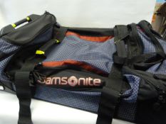*SAMSONITE 30