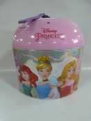 *DISNEY PRINCESS SPARKLING BEAUTY CASE
