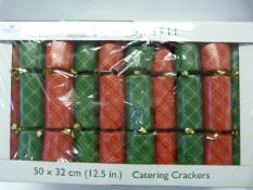 *TOM SMITHS 50 CHRISTMAS CRACKERS