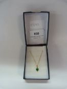 9cT GOLD CHAIN WITH GREEN STONE PENDANT