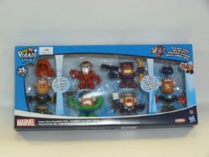 *MARVEL. MR POTATO HEAD, SUPERHERO SET
