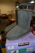 *Childs Grey Sheepskin Boots Size 1
