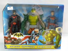 *BATMAN, SUPERMAN AND KILLER CROC SET