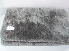 *CHARISMA BATH RUNNER