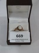 9cT GOLD LADIES RING SET WITH STONE