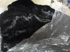 *Thirty Stretch Valoure Black Chair Covers