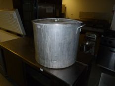 *Large Aluminium Lidded Pan