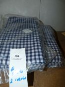 *Four 90x90 and Two 108x60 Gingham Tablecloths