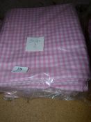 *Seven 90x90 Pink and White Gingham Tablecloths