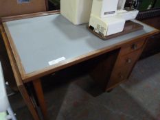 THree Drawer Sewing Machinists Desk