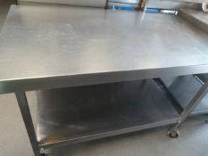 *Mobile Stainless Steel Preparation Unit with Undershelf