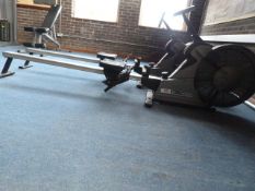 *Johnson W7000 Rowing Machine (Damaged Display)