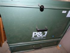 *P&J Dust Extractor