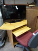 Linsar Flatscreen TV with Computer Table and Chair