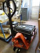 550x1100 Pallet Truck