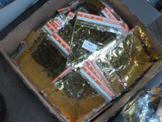 *250 Festive Decorations