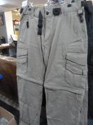 *Two Pairs of Men's Trousers Size: 32/34