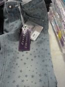 *Two Pairs of Girl's Jeans Size:7