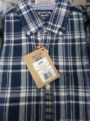 *Three Men's Check Shirts Size: Small