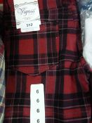 *Two Pairs of Girls Jeans Size:6