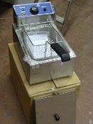 *Ace Catering Stainless Steel Countertop Electric Single Basket Fryer Model: EF-81L (New and Boxed)