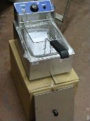 *Ace Catering Stainless Steel Countertop Electric Single Basket Fryer Model: EF-81L (New and Boxed)
