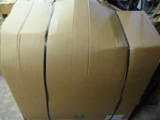 *Pallet Containing B&Q Returned Lights and Electrical Items