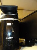 *Zoostorm Desktop PC with Asus Widescreen Monitor and Keyboard