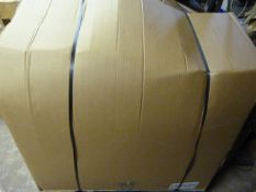 *Pallet Containing B&Q Returned Lights and Electrical Items