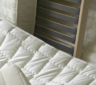 1 x LIGNE ROSET Slatted Base 180 X 200 - Ref: 3533165 - CL087 - Location: Altrincham WA14 - Original