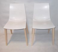 1 x LIGNE ROSET Set 2 Dining Chrs White / Natural Ash - Ref: 3597841 - CL087 - Location: