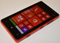 1 x Nokia 820 Mobile Phone - Red - Features Dual Core 1.5ghz Processor, 1gb System Ram, 8gb Internal