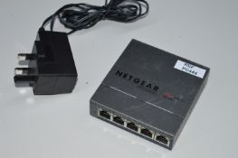 1 x Netgear Prosafe Plus 5 Port Ethernet Switch - Model GS105WE - Includes Power Adaptor - CL300 -