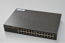 1 x D-Link DES-1024D 24 Port 10/100 Fast Ethernet Switch - CL300 - Ref PC385 - Location: