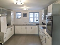 1 x Hettich Contemporary Kitchen With AEG Electrolux Appliances - 18 MO - NO VAT