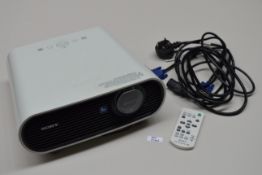 1 x Sony VPL-EX7 Digital Projector - Includes Remote, Leads and Carry Case - CL300 - Ref PC445 -