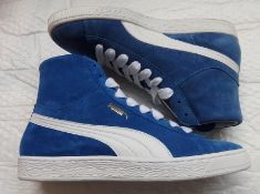 1 x Pair Of PUMA Suede 