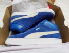 1 x Pair Of PUMA Suede 