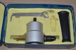 1 x Double Headed Sheet Metal Cutting Nibbler Tool - Model YET160A - CL300 - Ref JP106 - Location: